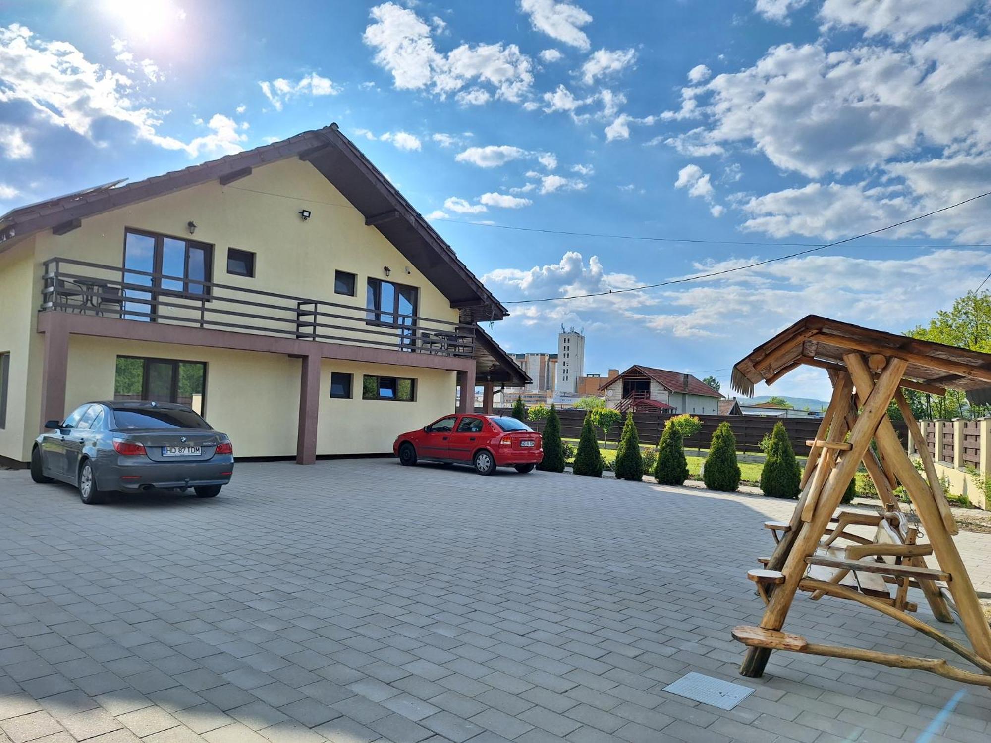 Pensiunea Daria Haţeg Exteriér fotografie